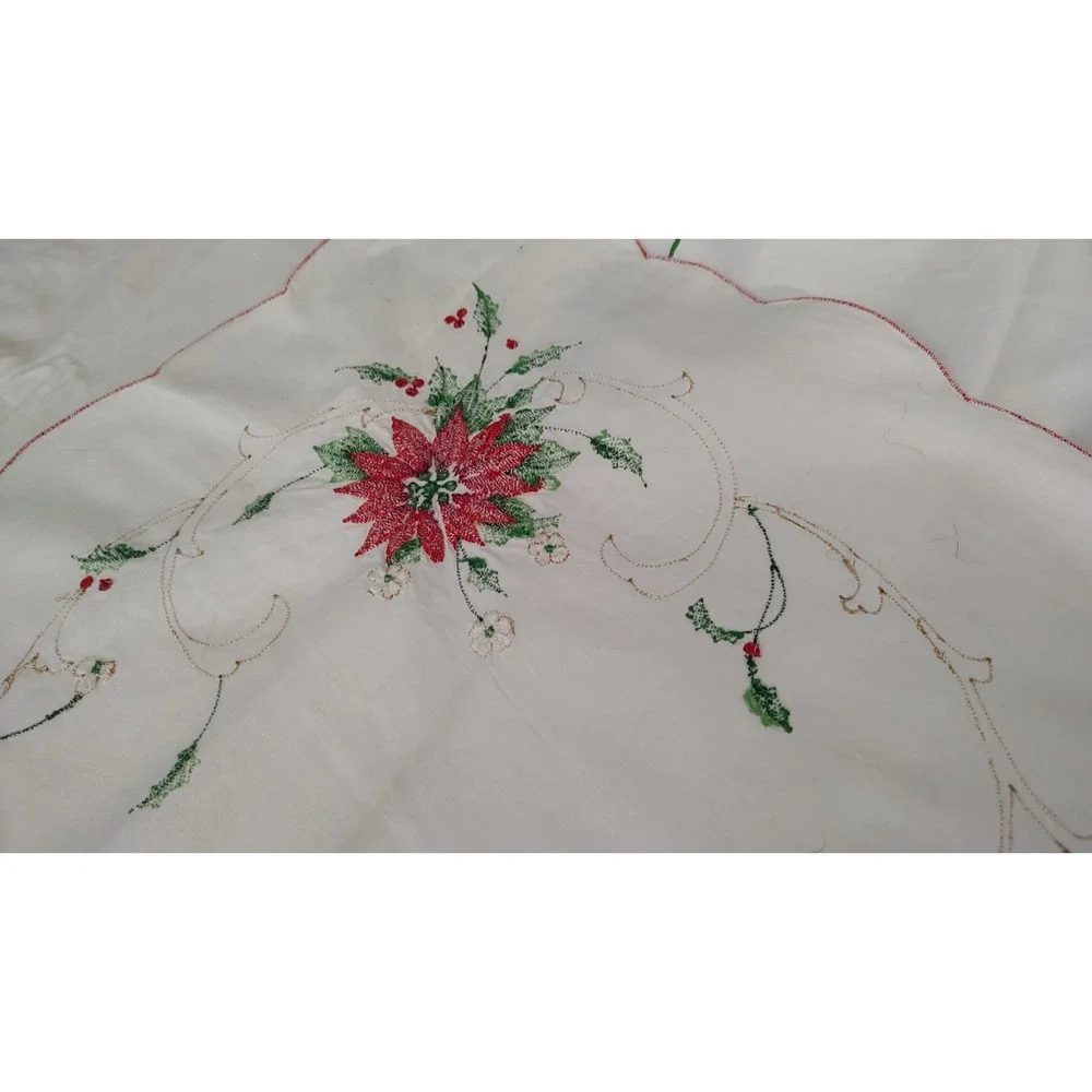 Embroidered Christmas Tablecloth Poinsettias Family Dinner Holiday 115x64 In SEE